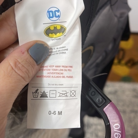 DC Batman costume - Picture 5 of 5